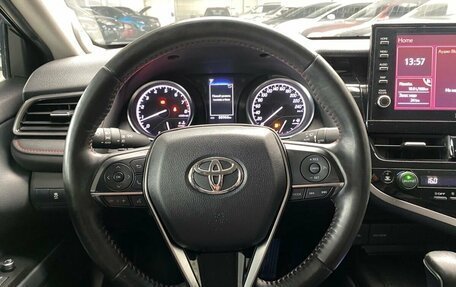 Toyota Camry, 2021 год, 2 999 000 рублей, 19 фотография
