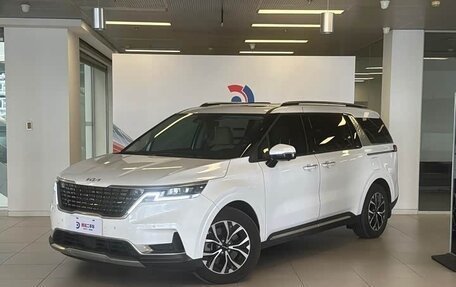 KIA Carnival, 2022 год, 1 фотография