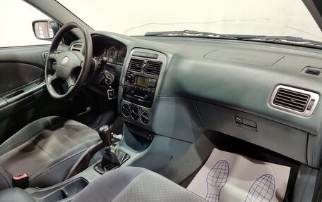Toyota Avensis III рестайлинг, 2001 год, 480 000 рублей, 14 фотография