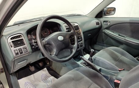 Toyota Avensis III рестайлинг, 2001 год, 480 000 рублей, 17 фотография
