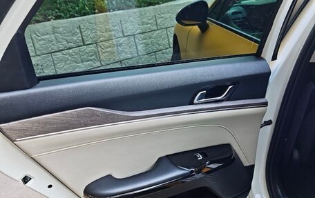 KIA K5, 2021 год, 1 900 000 рублей, 10 фотография