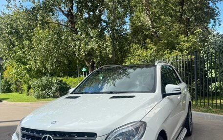 Mercedes-Benz M-Класс, 2013 год, 3 400 000 рублей, 2 фотография