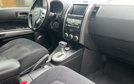 Nissan X-Trail, 2011 год, 900 000 рублей, 5 фотография