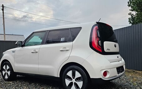 KIA Soul EV I, 2017 год, 1 490 000 рублей, 4 фотография
