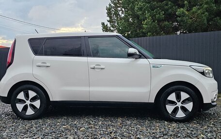 KIA Soul EV I, 2017 год, 1 490 000 рублей, 6 фотография