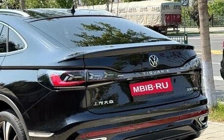 Volkswagen Tiguan II, 2022 год, 1 990 777 рублей, 7 фотография