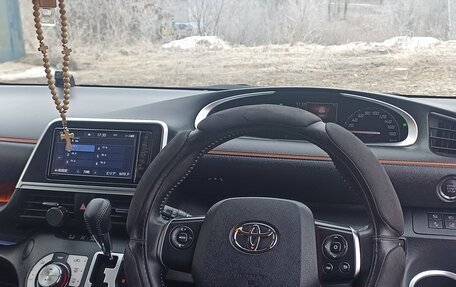Toyota Sienta II, 2019 год, 1 750 000 рублей, 5 фотография