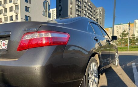 Toyota Camry, 2010 год, 1 950 000 рублей, 6 фотография