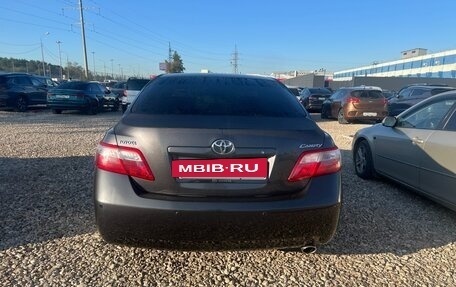 Toyota Camry, 2010 год, 1 950 000 рублей, 7 фотография