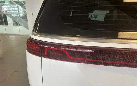 KIA Carnival, 2022 год, 9 фотография