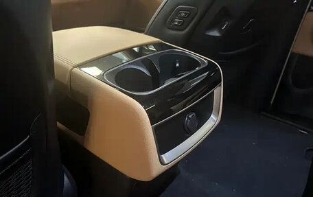 KIA Carnival, 2022 год, 16 фотография