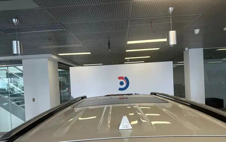 KIA Carnival, 2022 год, 13 фотография