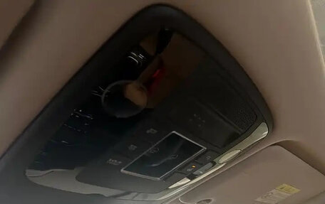 KIA Carnival, 2022 год, 28 фотография