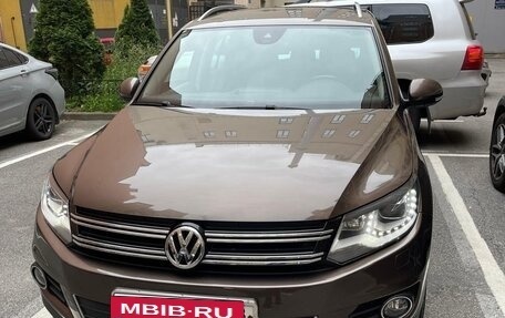 Volkswagen Tiguan I, 2015 год, 2 100 000 рублей, 1 фотография