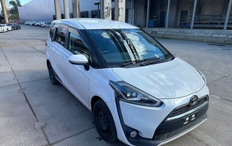 Toyota Sienta II, 2017 год, 1 770 000 рублей, 1 фотография