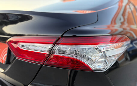 Toyota Camry, 2021 год, 2 830 000 рублей, 10 фотография