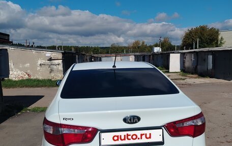 KIA Rio III рестайлинг, 2013 год, 890 000 рублей, 3 фотография