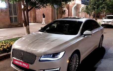 Lincoln MKZ II рестайлинг, 2017 год, 1 400 000 рублей, 1 фотография