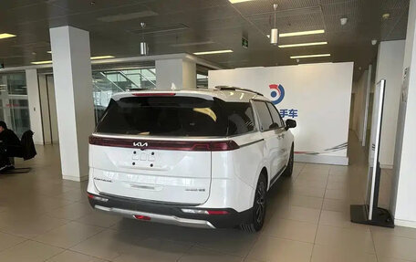 KIA Carnival, 2022 год, 3 045 888 рублей, 9 фотография