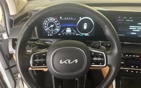 KIA Carnival, 2022 год, 3 045 888 рублей, 17 фотография