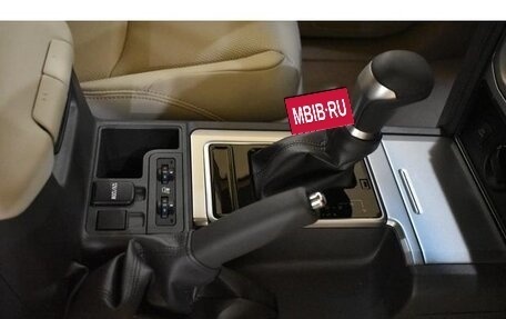 Toyota Land Cruiser Prado 150 рестайлинг 2, 2022 год, 2 965 000 рублей, 14 фотография