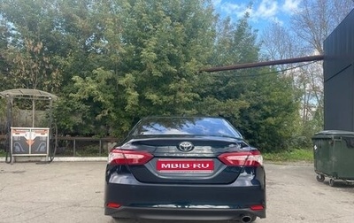 Toyota Camry, 2018 год, 2 350 000 рублей, 1 фотография