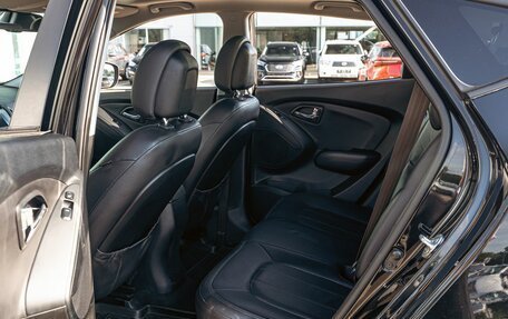 Hyundai ix35 I рестайлинг, 2013 год, 995 000 рублей, 18 фотография