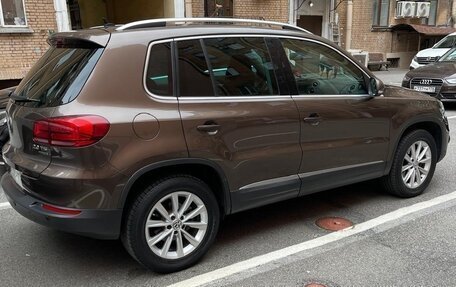 Volkswagen Tiguan I, 2015 год, 2 100 000 рублей, 3 фотография