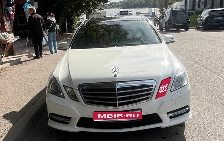 Mercedes-Benz E-Класс, 2012 год, 1 500 000 рублей, 1 фотография
