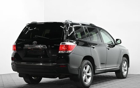 Toyota Highlander III, 2013 год, 1 595 000 рублей, 4 фотография
