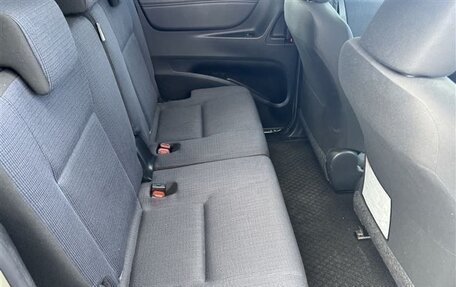 Toyota Sienta II, 2017 год, 1 770 000 рублей, 6 фотография