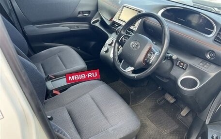 Toyota Sienta II, 2017 год, 1 770 000 рублей, 5 фотография