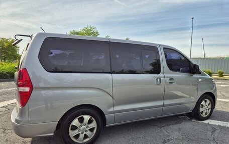 Hyundai Grand Starex Grand Starex I рестайлинг 2, 2021 год, 2 380 000 рублей, 4 фотография
