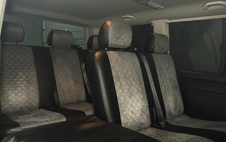 Volkswagen Caravelle T6 рестайлинг, 2019 год, 3 700 000 рублей, 8 фотография