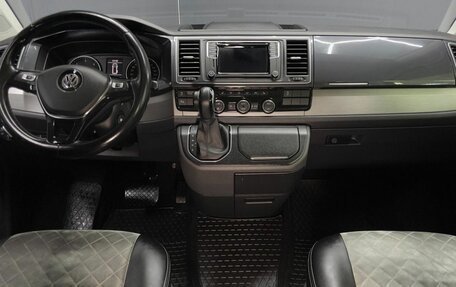 Volkswagen Caravelle T6 рестайлинг, 2019 год, 3 700 000 рублей, 10 фотография