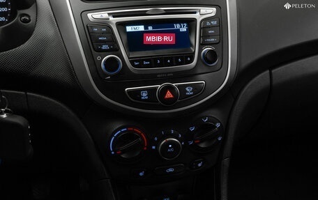 Hyundai Solaris II рестайлинг, 2015 год, 830 000 рублей, 16 фотография