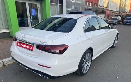 Mercedes-Benz E-Класс, 2021 год, 4 399 000 рублей, 4 фотография