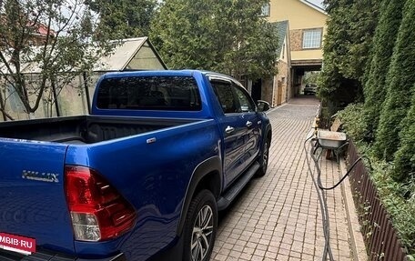 Toyota Hilux VIII, 2016 год, 4 000 000 рублей, 12 фотография