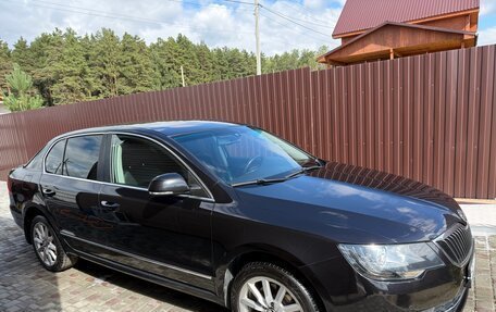 Skoda Superb III рестайлинг, 2013 год, 1 500 000 рублей, 2 фотография