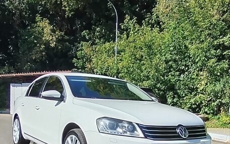 Volkswagen Passat B7, 2012 год, 1 030 000 рублей, 2 фотография