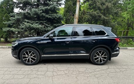 Volkswagen Touareg III, 2020 год, 5 800 000 рублей, 9 фотография