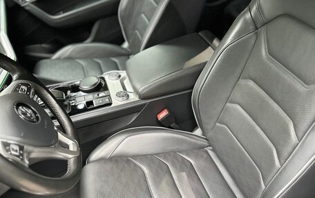 Volkswagen Touareg III, 2020 год, 5 800 000 рублей, 18 фотография