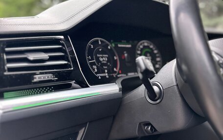 Volkswagen Touareg III, 2020 год, 5 800 000 рублей, 25 фотография