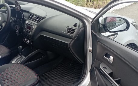 KIA Rio III рестайлинг, 2012 год, 850 000 рублей, 14 фотография
