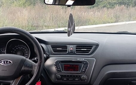 KIA Rio III рестайлинг, 2012 год, 850 000 рублей, 18 фотография