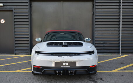Porsche 911, 2024 год, 29 000 000 рублей, 9 фотография