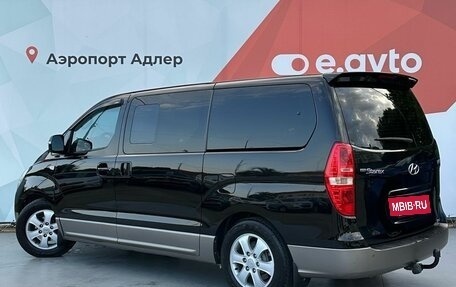 Hyundai Grand Starex Grand Starex I рестайлинг 2, 2012 год, 2 250 000 рублей, 6 фотография