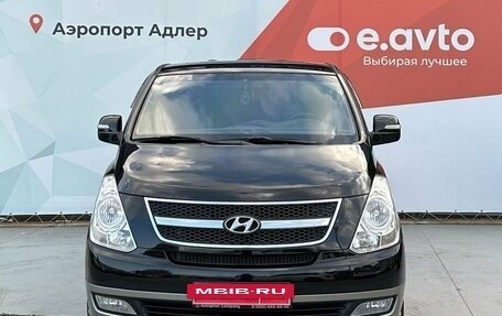 Hyundai Grand Starex Grand Starex I рестайлинг 2, 2012 год, 2 250 000 рублей, 2 фотография