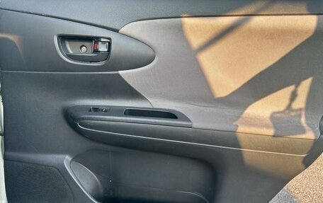 Toyota Wish II, 2011 год, 1 120 000 рублей, 17 фотография