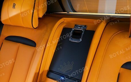 Rolls-Royce Cullinan, 2025 год, 76 400 000 рублей, 28 фотография